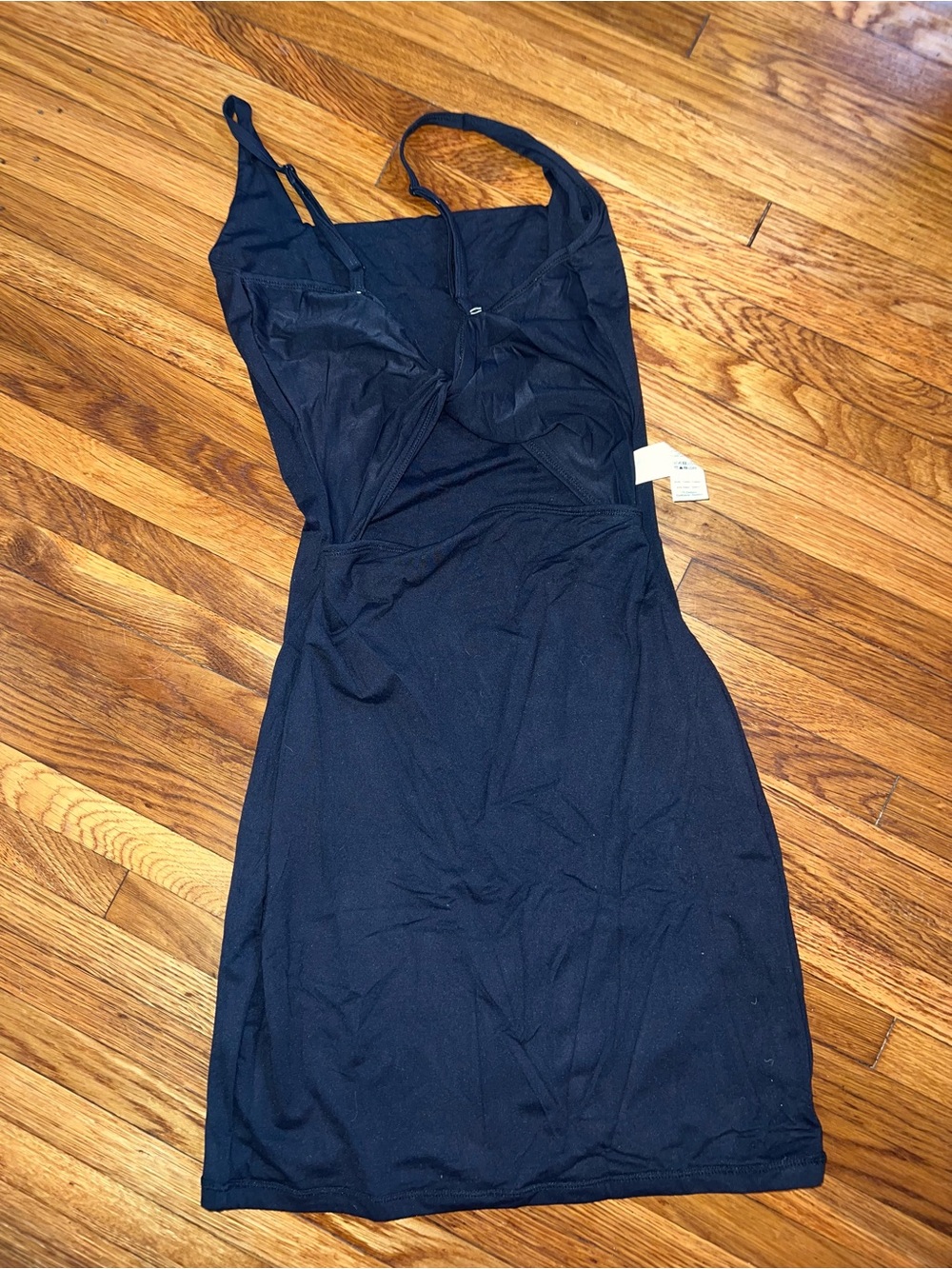 ALPHALETE Athletic Dress with Crisscross Straps NWOT Never Worn! Size Medium - Picture 2 of 3